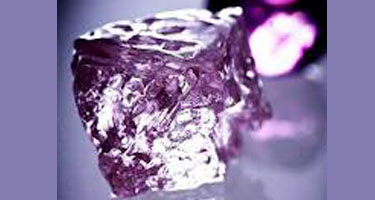 世界最大のピンク・ダイヤモンドを中国富豪が争奪戦！？