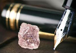 世界最大のピンク・ダイヤモンドを中国富豪が争奪戦！？